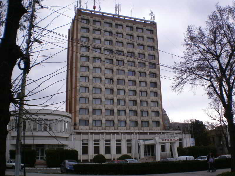 Hotel Traian Brăila エクステリア 写真