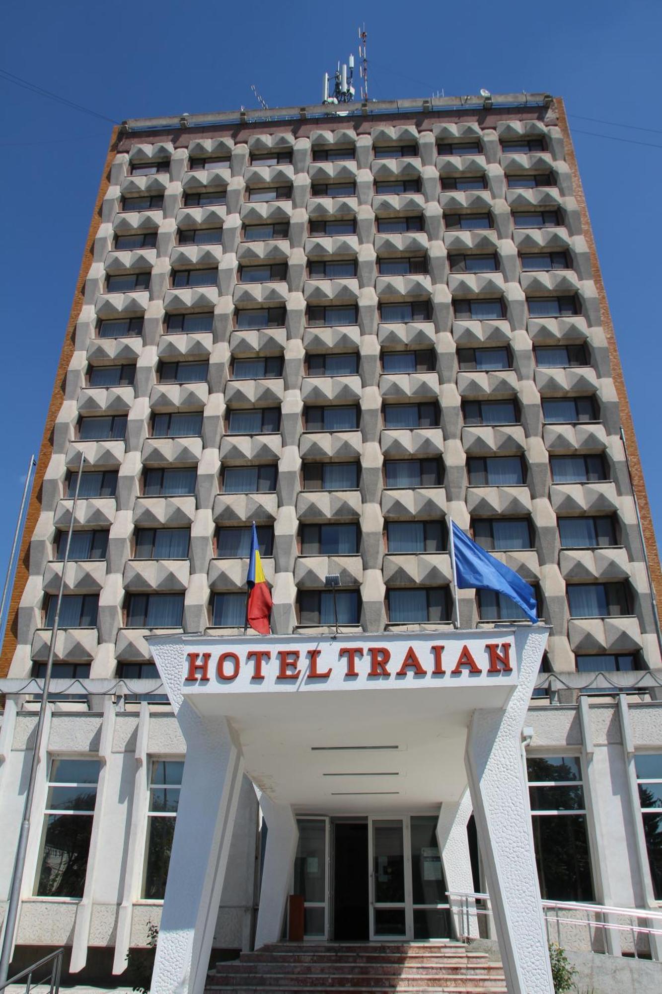 Hotel Traian Brăila エクステリア 写真